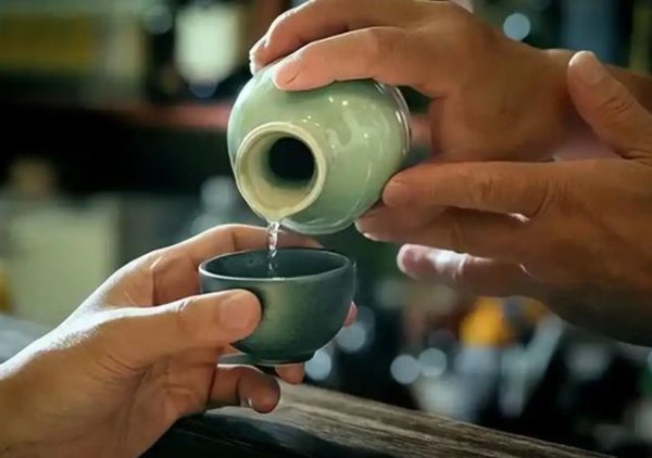 白酒再次被关注！医生发现：高血糖喝白酒，不用多久或有5变化