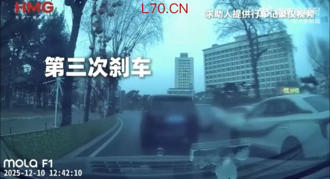 1分钟被路虎别停8次当事人发声