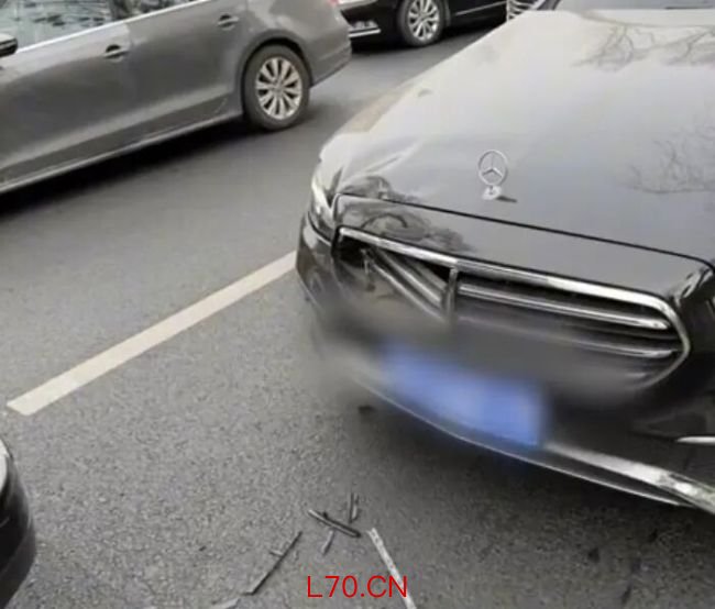 1分钟被路虎别停8次当事人发声 维权路一波三折